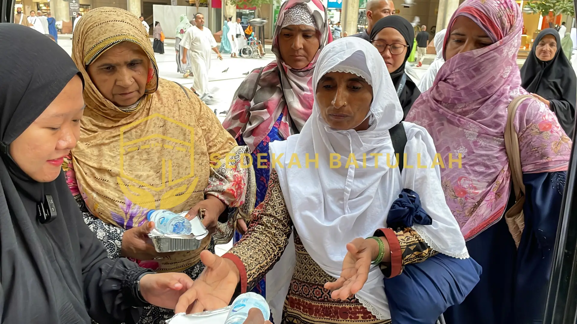 Laporan Distribusi Program Baitullah: Menebar Kebaikan di Tanah Suci Desember 2025
